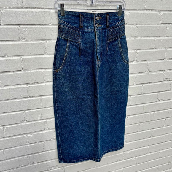 RARE Vintage Jordache Dark Denim High Waisted Pencil Skirt, SZ 9/10 (25”) EUC! - Picture 3 of 11